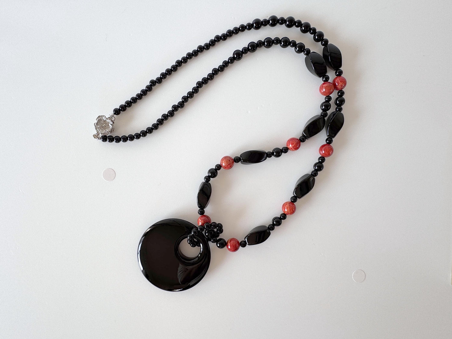 Onyx, Sponge Coral Necklace with Pendant, Silver Clasp