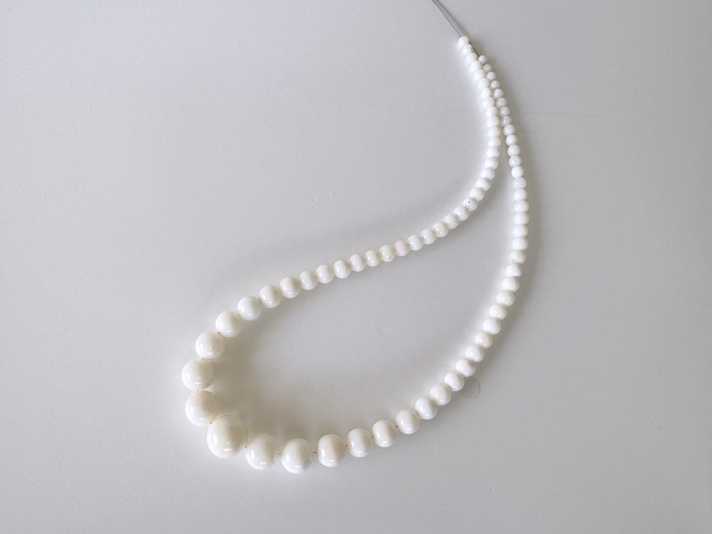 Natural Coral Strand - Deep Sea Midway White Round Beads - 4.2-13.6mm Size, 17.7in Length, Jewelry Making Supplies