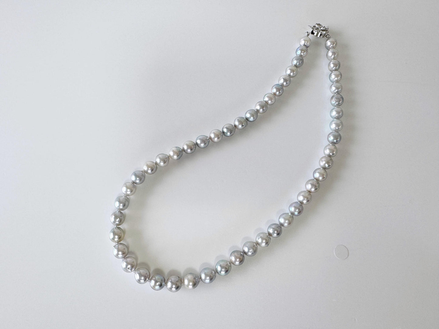 Japanese Akoya Pearl : Natural Blue Silver Color - Cultured Saltwater Pearls, 8-8.5mm Beads, Silver Clasp Necklace, 45cm