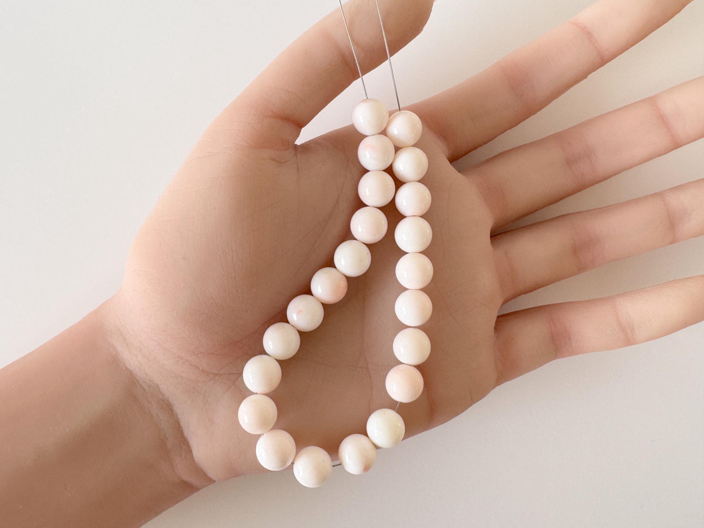 Natural Coral Strand - Organic Deep Sea Coral Round Beads, White & Orange Spotted, 8.2-8.6mm 18cm