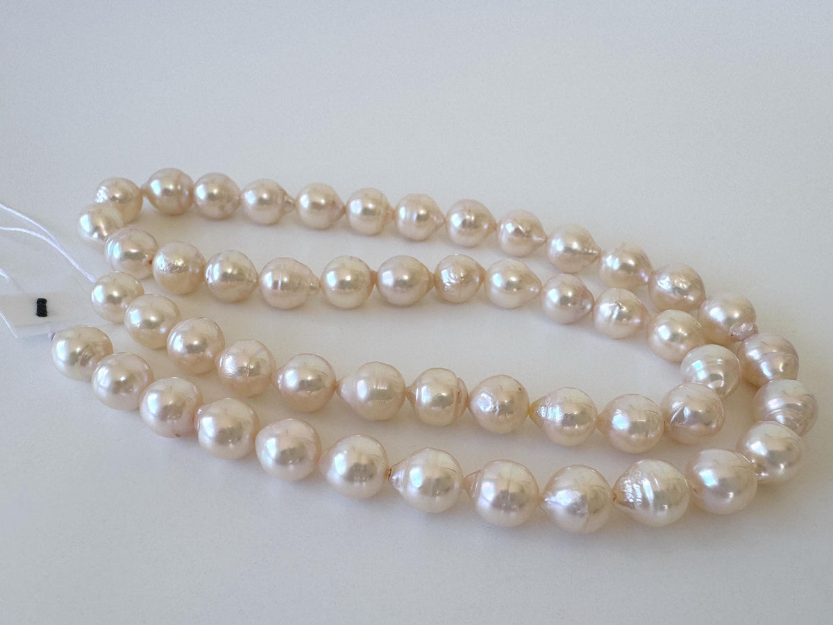 Japanese Akoya Pearl Strand 7-7.5mm Baroque Beads, White Pink Overtone (40cm + 5pcs, Saltwater Cultured, Some natural defects)