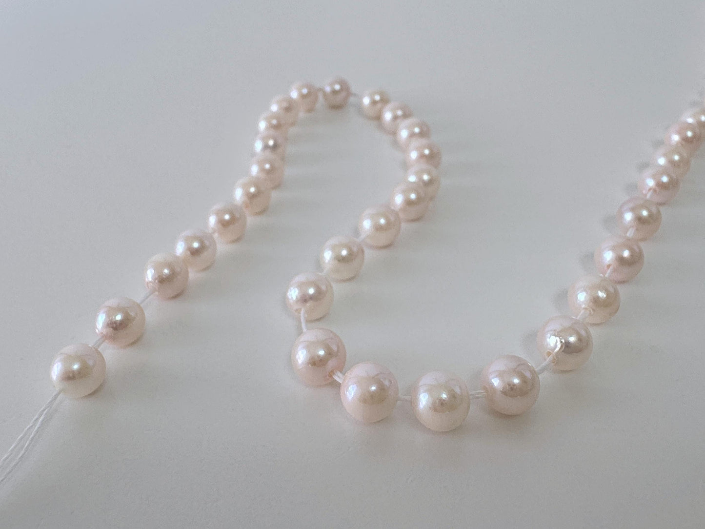 Akoya Pearl Strand: 5.5-6mm Japanese Cultured Pearls, White Pink Overtone | Full Strand, Saltwater Gems, 40cm Length