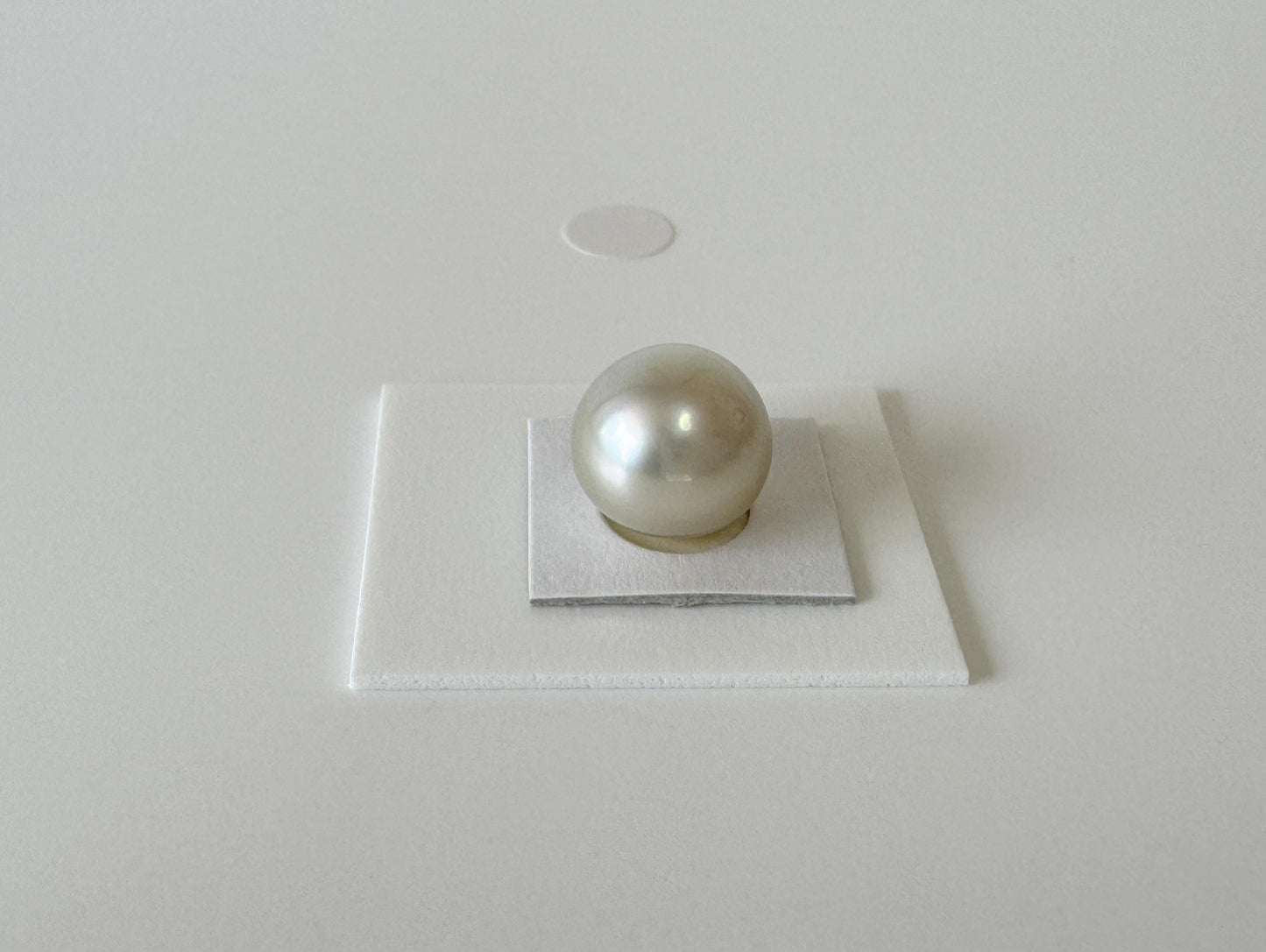 South sea pearl 10.5mm, Natural White/Silver Color, Half-Drilled Semi-round/Button loose, unused vintage, Salt water pearl