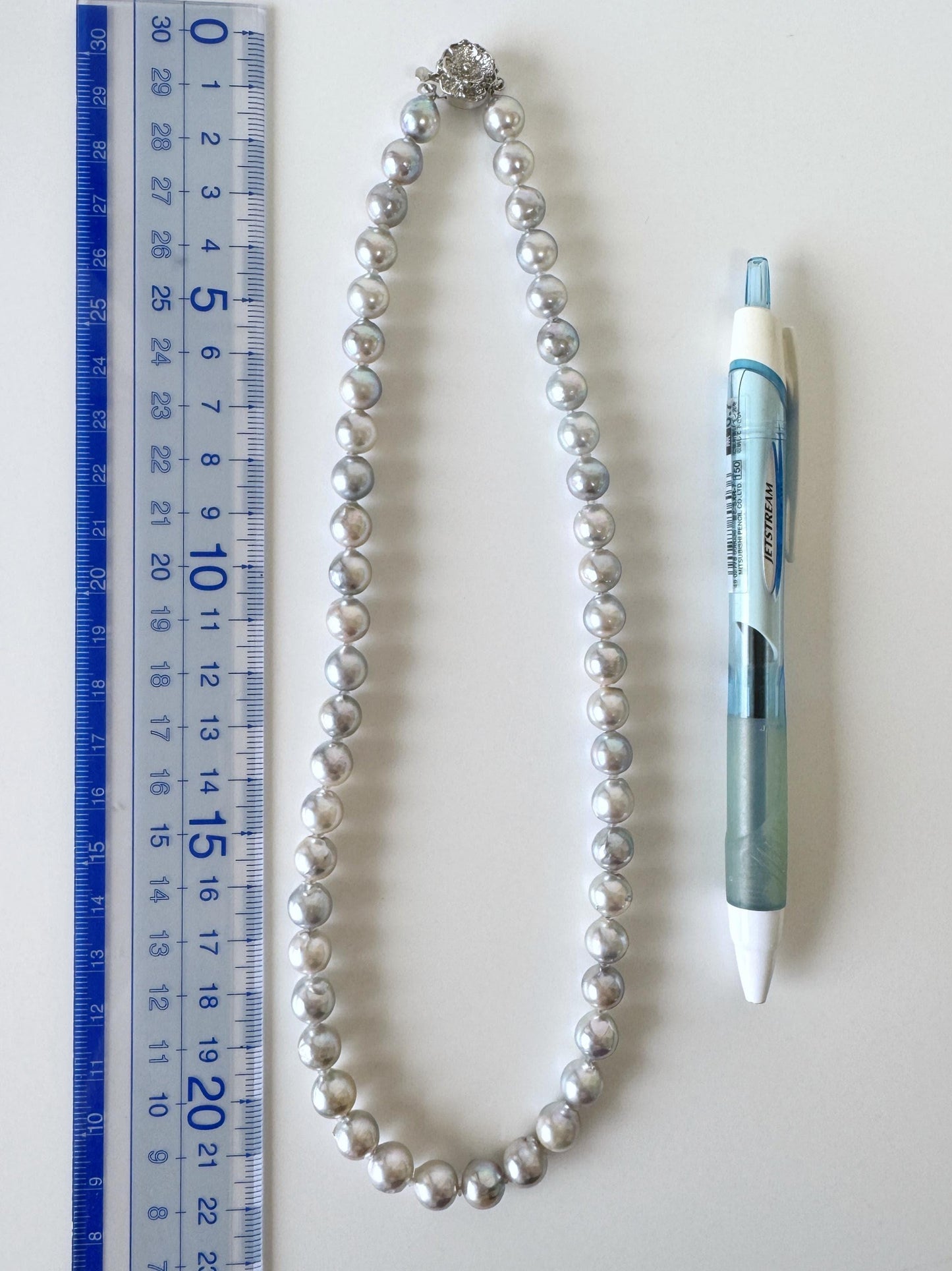 Japanese Akoya Pearl : Natural Blue Silver Color - Cultured Saltwater Pearls, 8-8.5mm Beads, Silver Clasp Necklace, 45cm