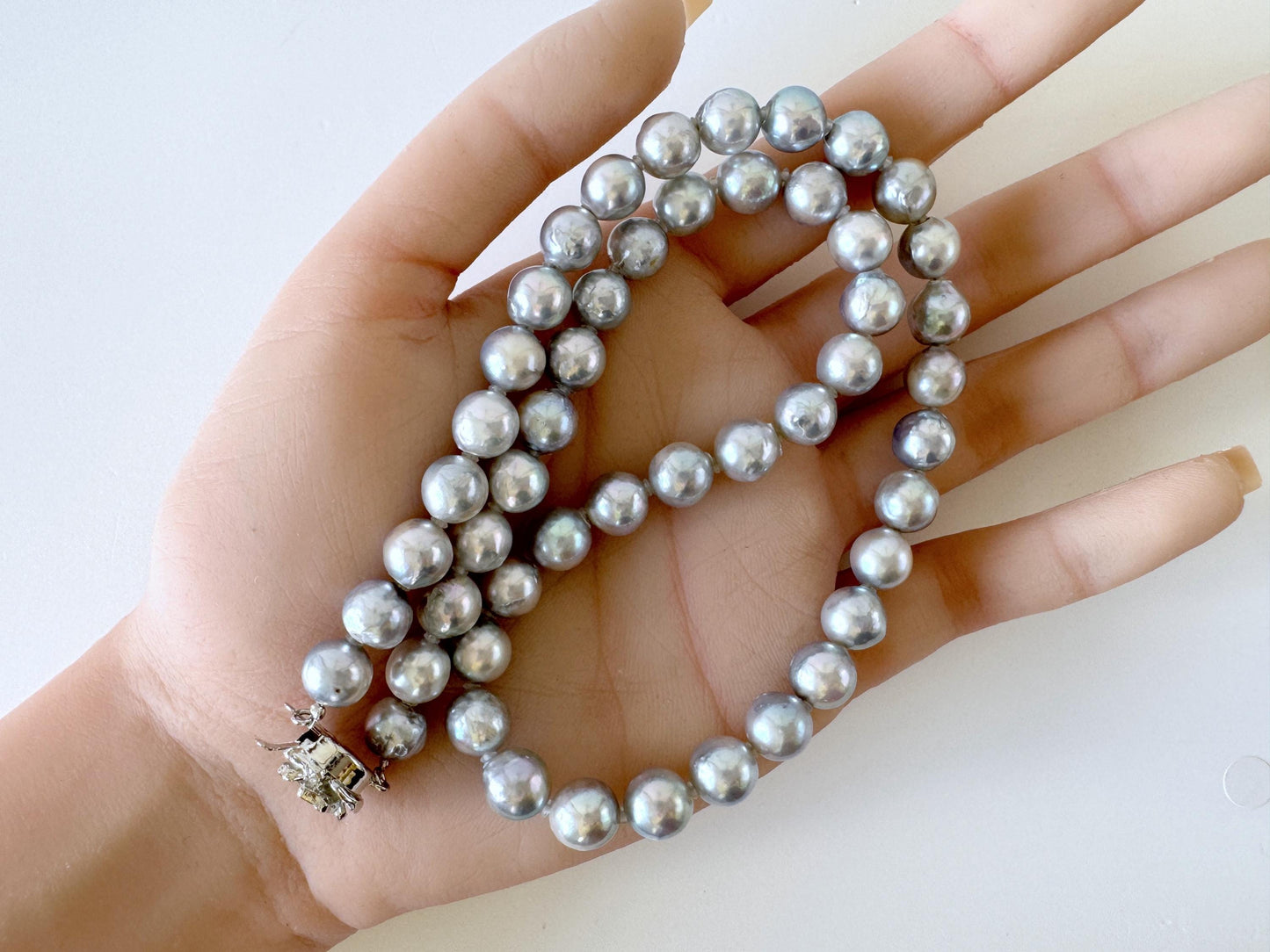 Japanese Akoya Pearl : Natural Blue Silver Color - Cultured Saltwater Pearls, 8-8.5mm Beads, Silver Clasp Necklace