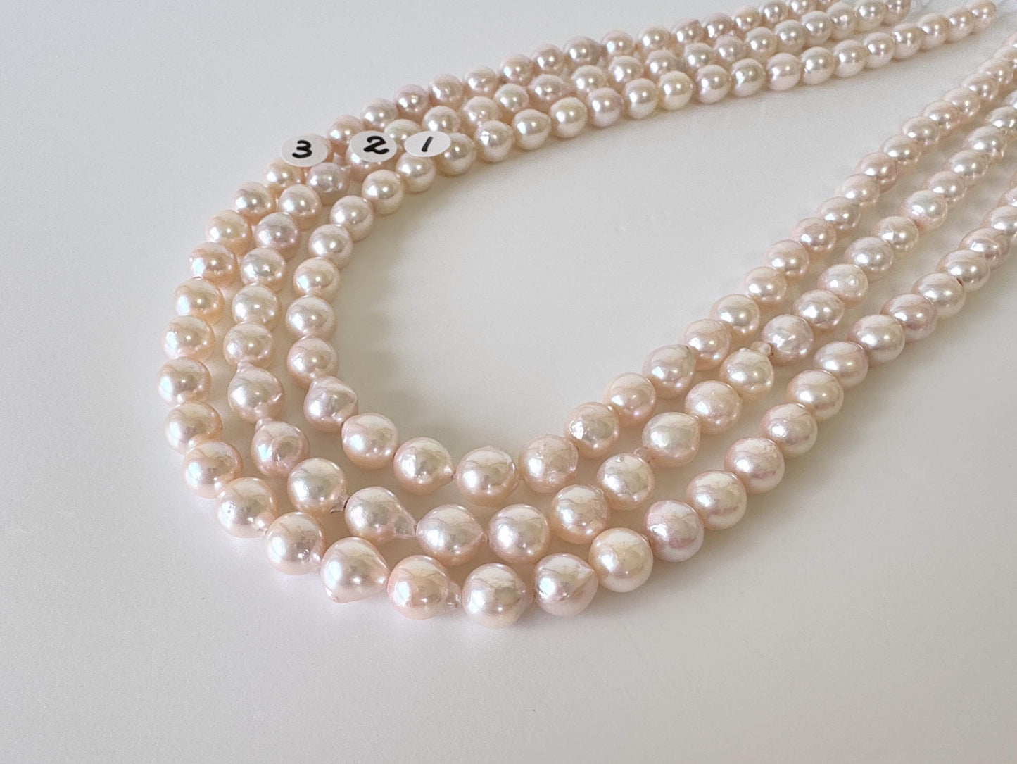 Japanese Akoya Pearl Strand 7-7.5mm Baroque Beads, White Pink Overtone (40cm + 2pcs, Saltwater Cultured)