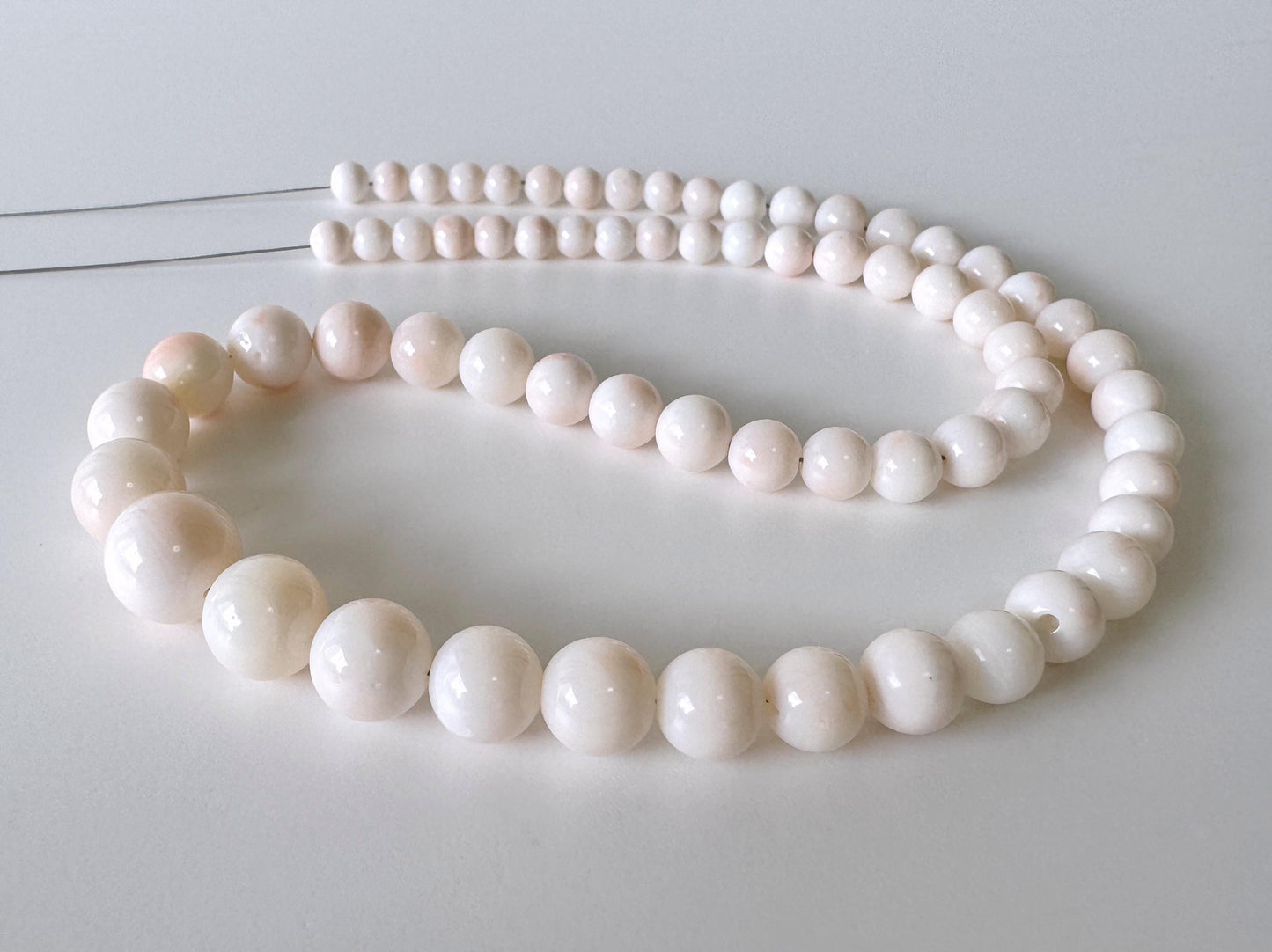 Natural Coral Strand Beads: Midway Deep Sea White/Very Slightly Light Pink Round, 5-10.8mm, 40cm | Jewelry Supplies, Craft Beads