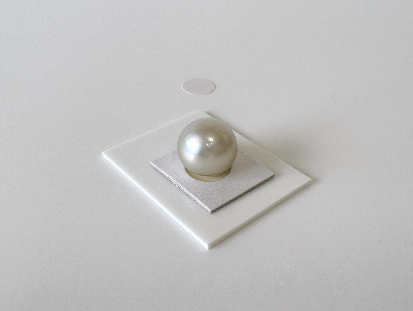 South sea pearl 10.5mm, Natural White/Silver Color, Half-Drilled Semi-round/Button loose, unused vintage, Salt water pearl