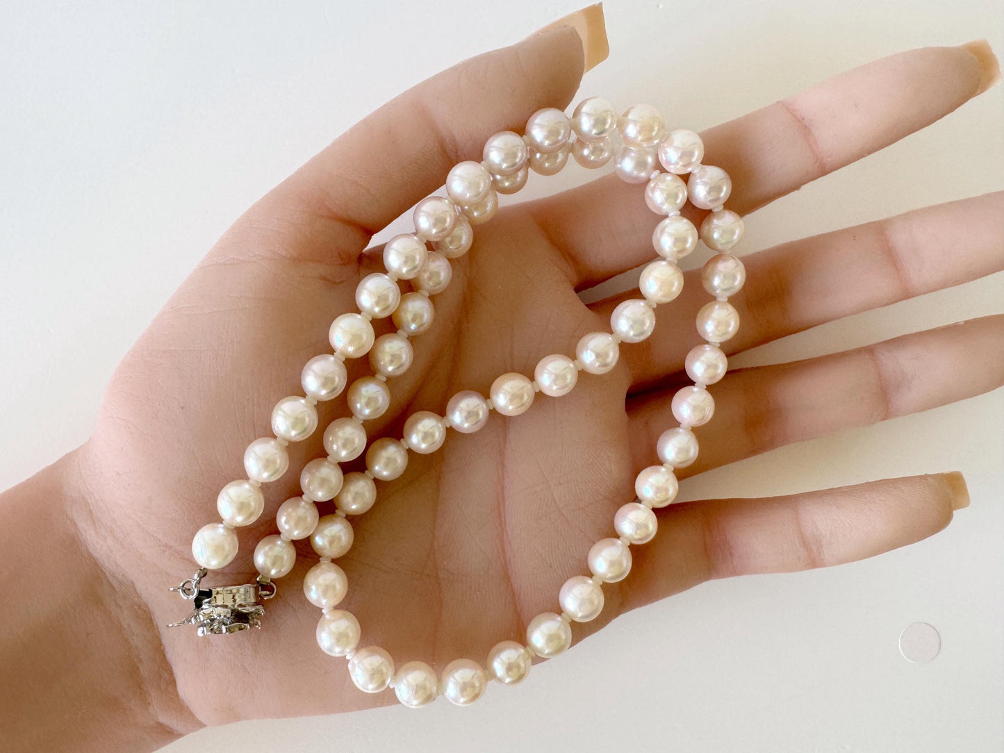 Japanese Akoya Pearl Necklace: Cream White 6.5-7mm Cultured Strand, Silver Clasp | Saltwater Gems, 45cm Length