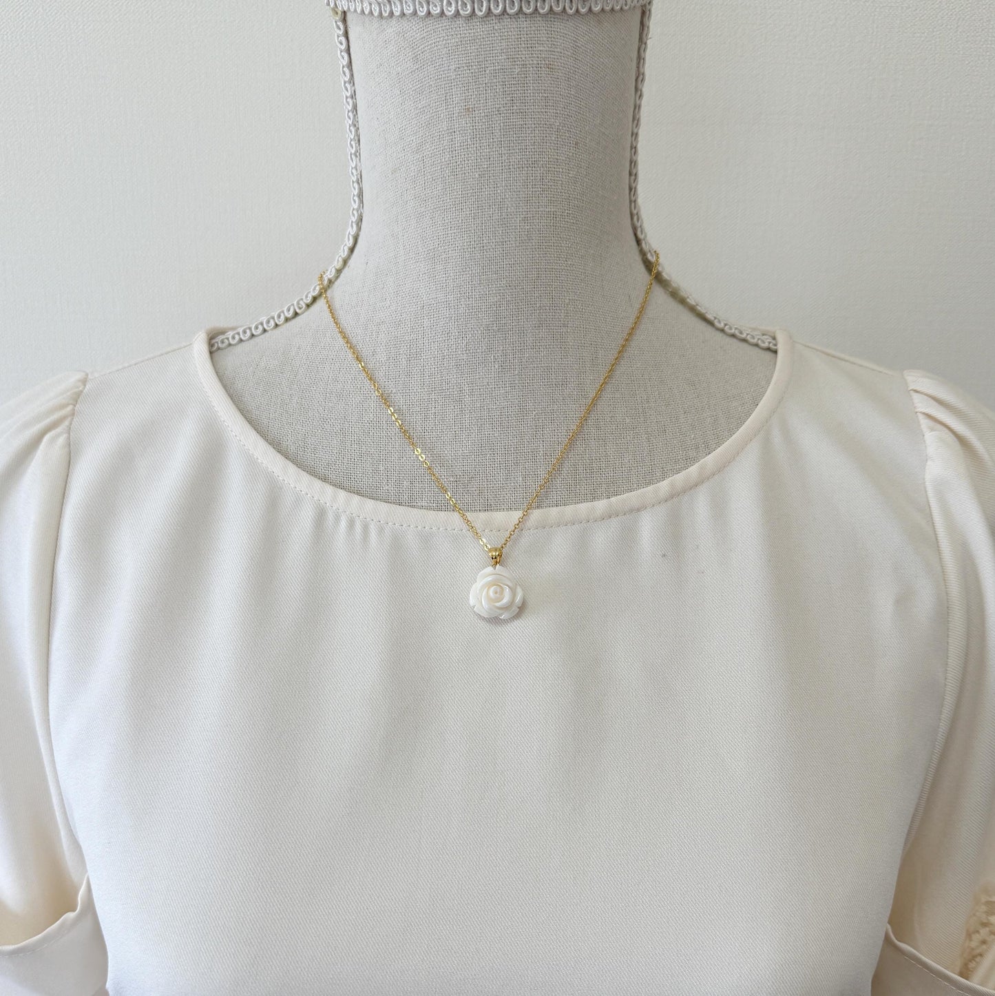 Natural White Coral Rose Pendant, 16x16mm Rose, Natural White Color Coral, Silver (gold plated) Bail, Genuine Precious Coral Pendant