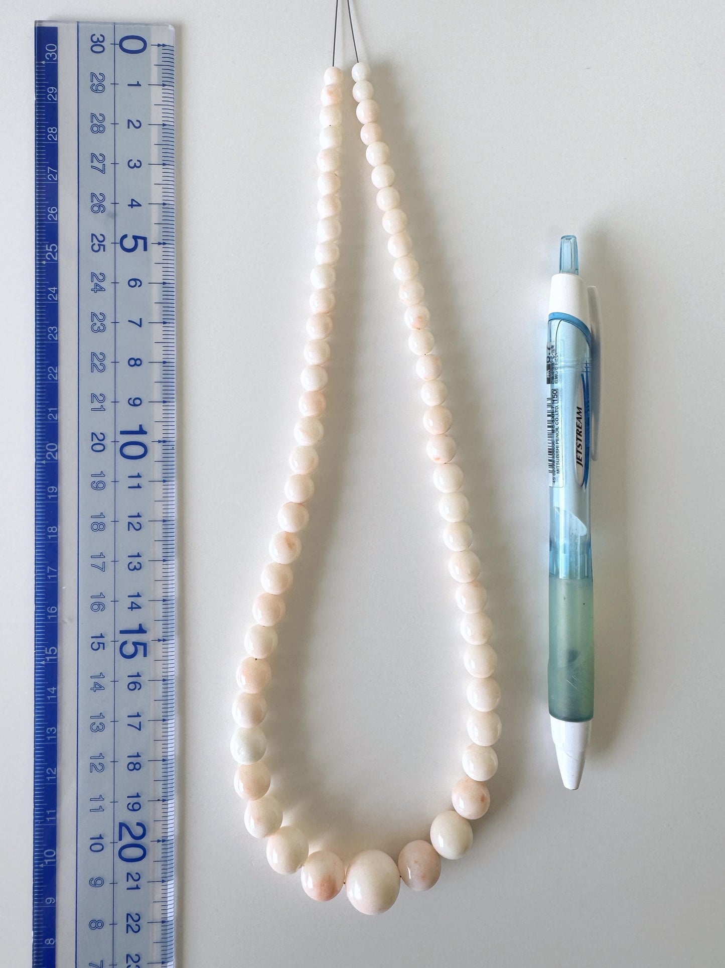 Natural Coral Strand Beads - Midway Deep Sea White/Slightly Light Pink Color Round - 4.9-13.7mm, 16.1in Length, Jewelry Making Materials