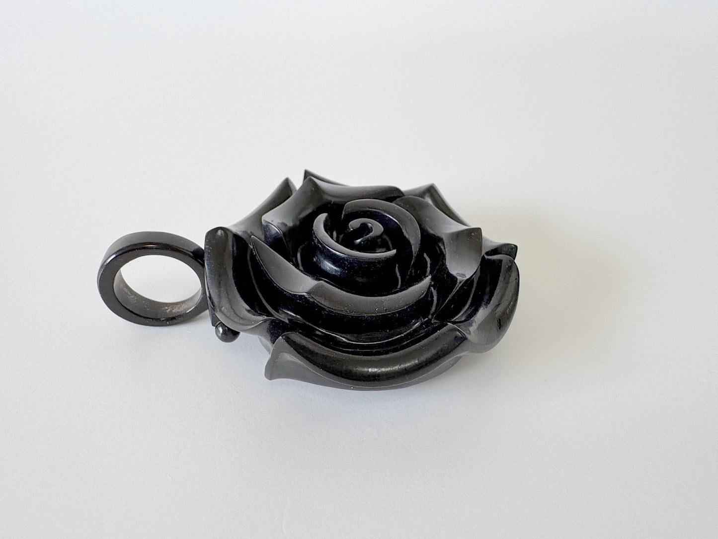 Jet Rose Carving Pendant, 40mm Diameter Rose, Price per Piece