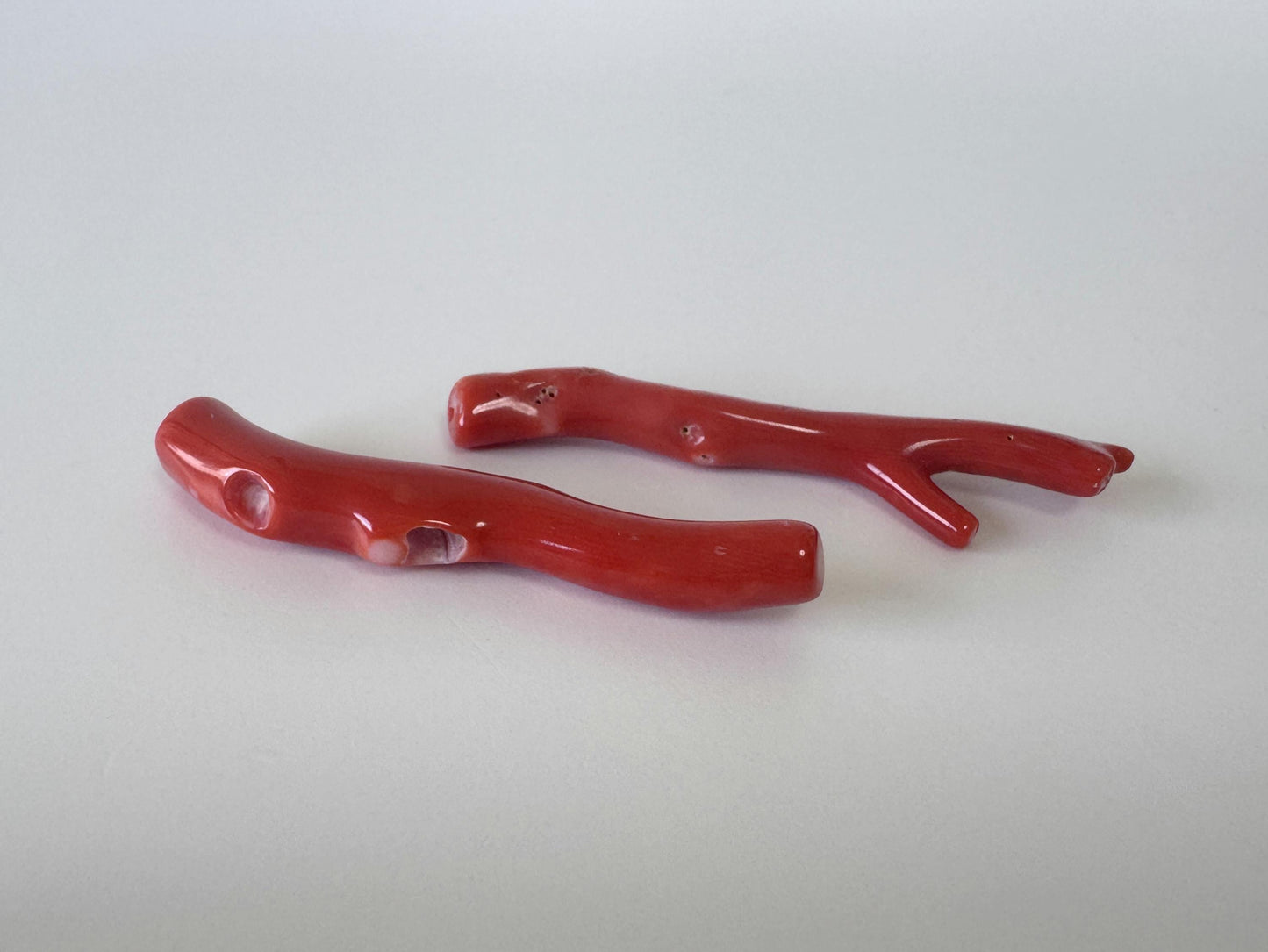 Momo Coral Branches Set: Japanese Natural Orange Vermilion Gemstone (42-47mm, Hole On Top, Jewelry Craft Materials)