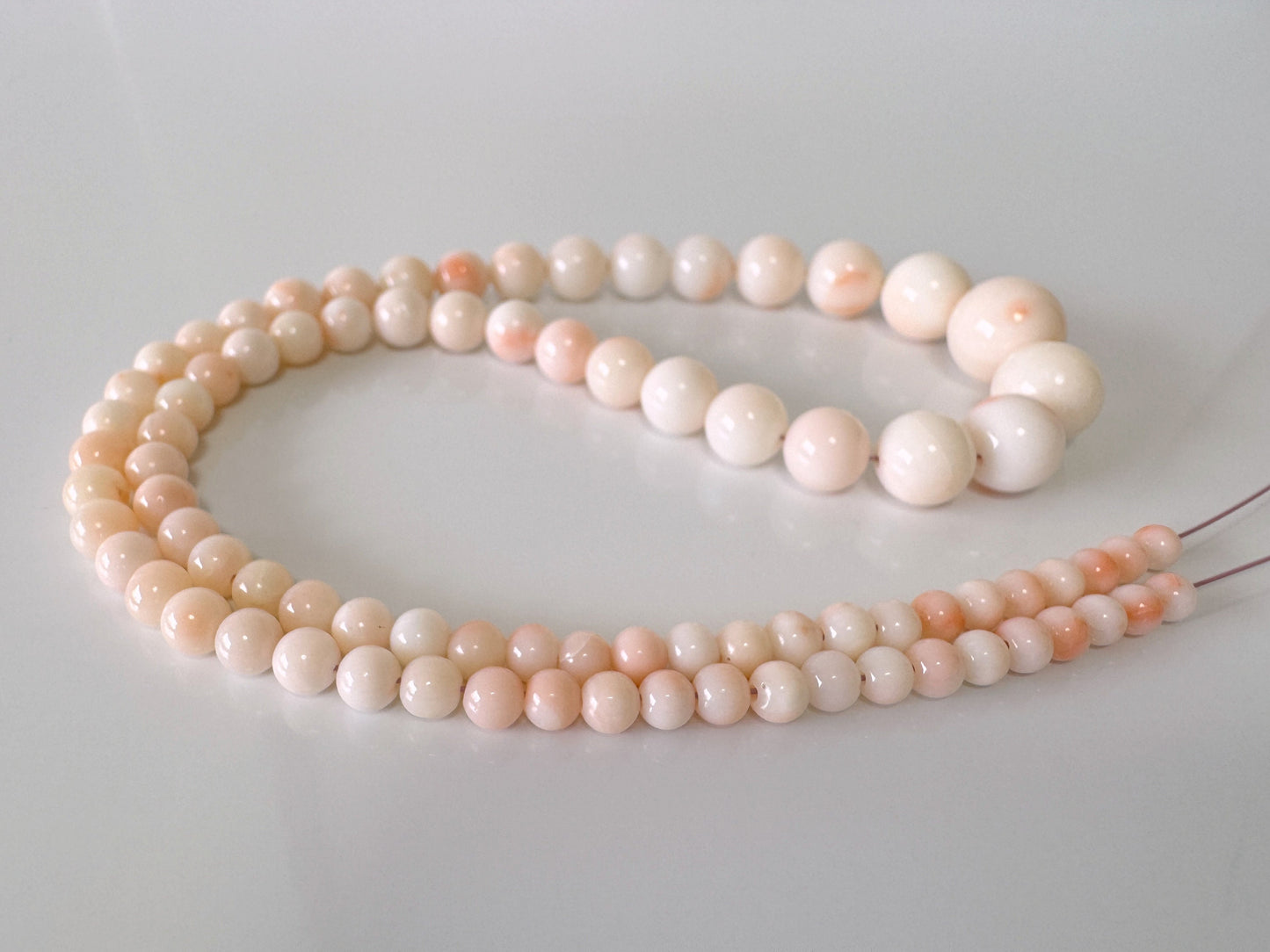 Natural Deep Sea, Midway Coral Round Beads Strand 3.8-11.4mm, 43cm, 16.9inches, Natural Slightly Pink/White Color Coral