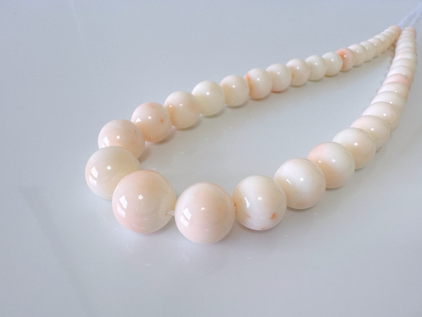 Natural Deep Sea, Midway Coral Round Beads Strand 8.5-14.5mm, 42cm, 16.5inches, Natural White/Slightly Pink Color Coral