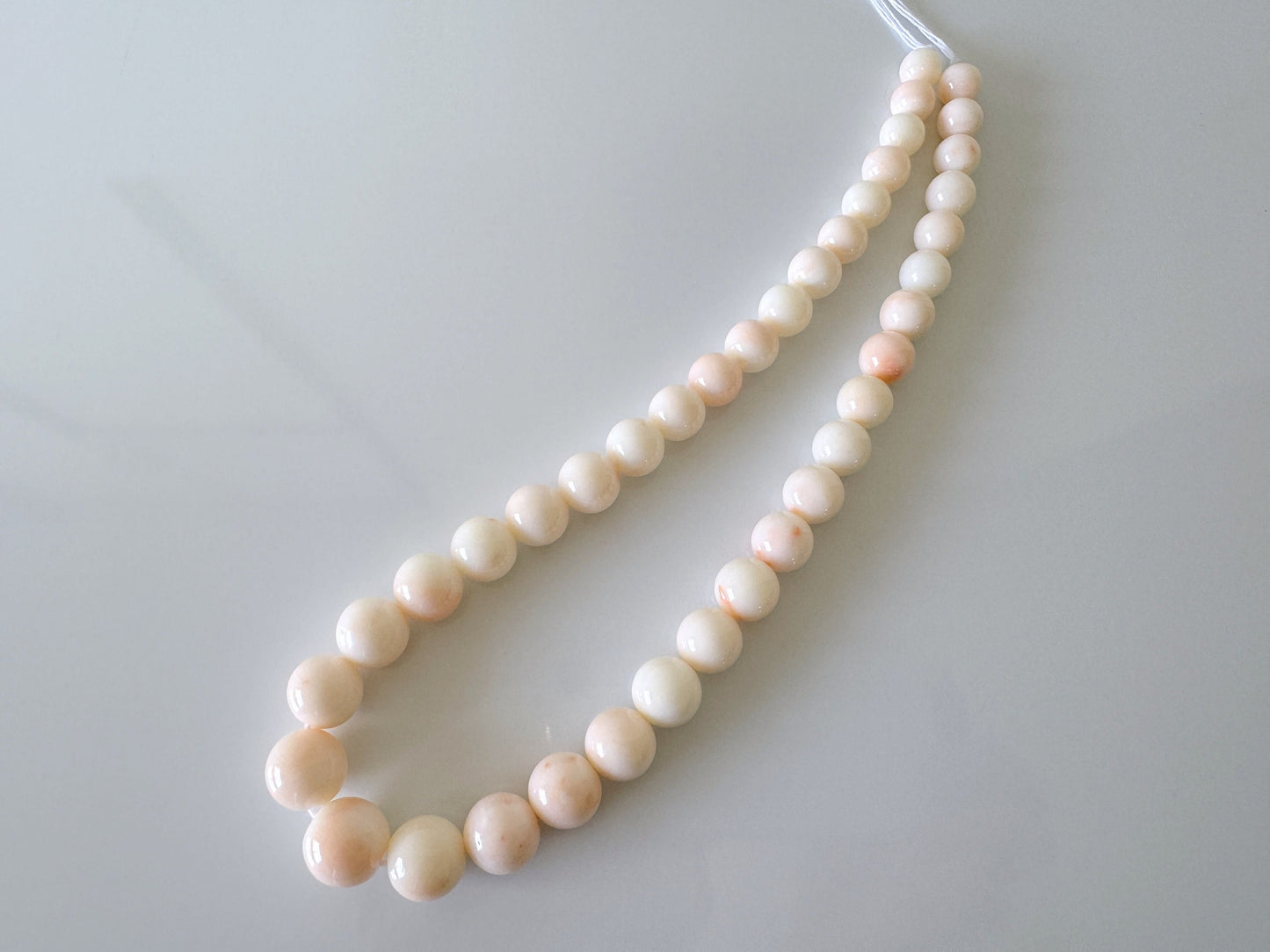 Natural Deep Sea, Midway Coral Round Beads Strand 8.5-14.5mm, 42cm, 16.5inches, Natural White/Slightly Pink Color Coral