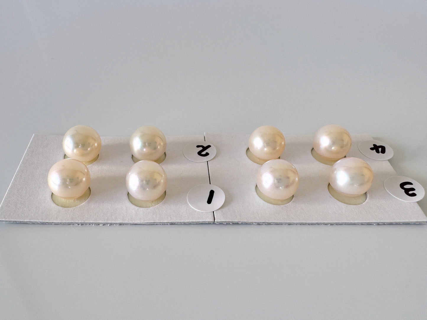 a group of pearls sitting on top of a table