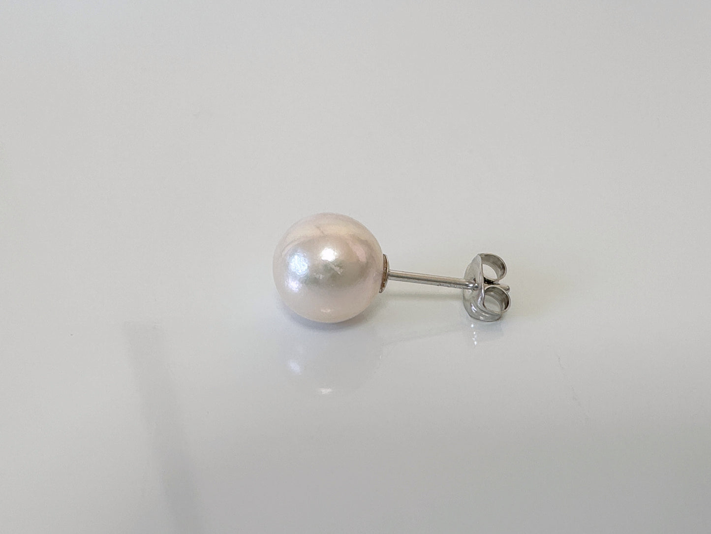 Japanese White Akoya Pearl Stud Earrings, 8mm, Silver 925 Post/Ear Nuts, Genuine Akoya Pearl, Salt water cultured pearl