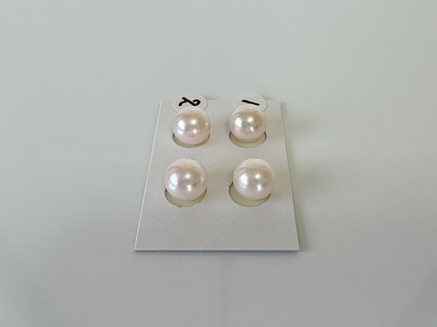 Japanese Akoya Cultured Pearl 8-8.5mm, White/Pink overtone Color, Half-Drilled Round loose, Price per Pair, Salt water pearl