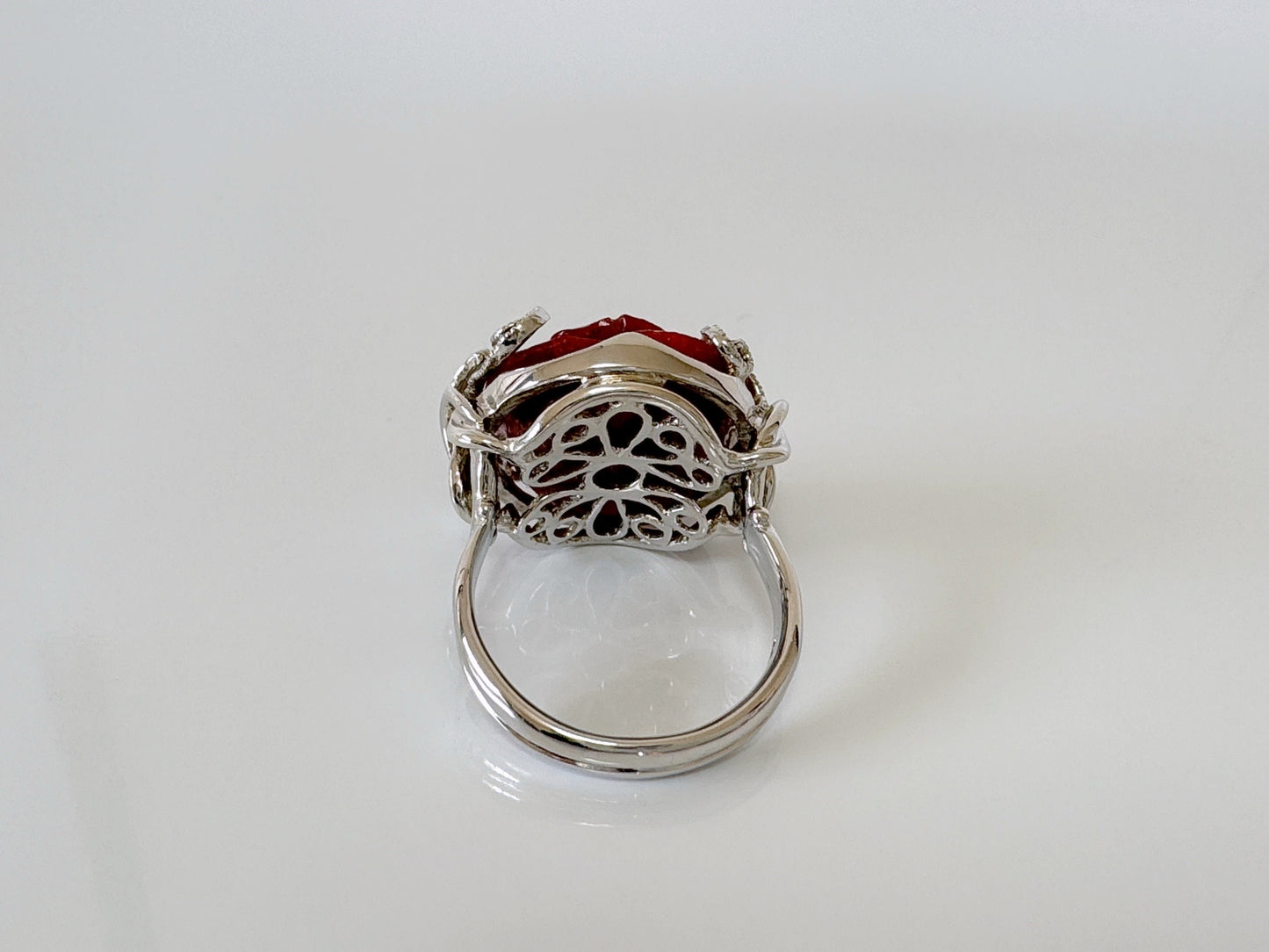 Natural sponge coral rose silver ring,  size is Jp 17, US 8.5, UK Q, IT 57