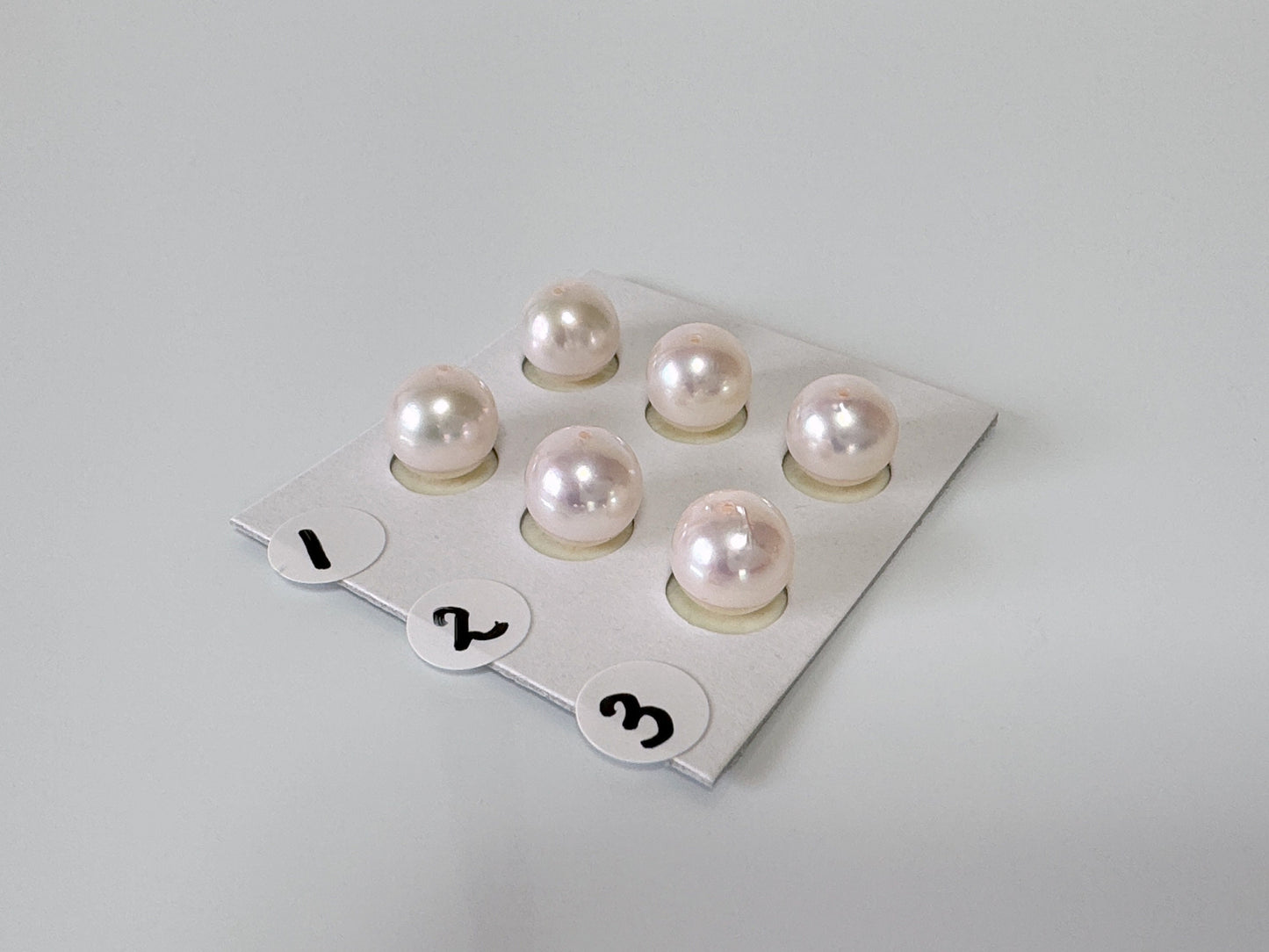 Japanese Akoya Cultured Pearl 8-8.5mm, White/Pink overtone Color, Half-Drilled Round loose, Price per Pair, Salt water pearl