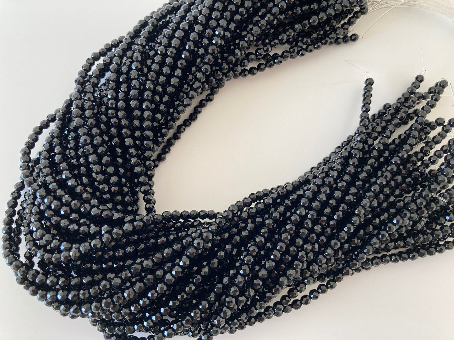 Black agate, Onyx 4mm faceted beads strands, fine quality, 15.5inches, 39cm, Price per strand