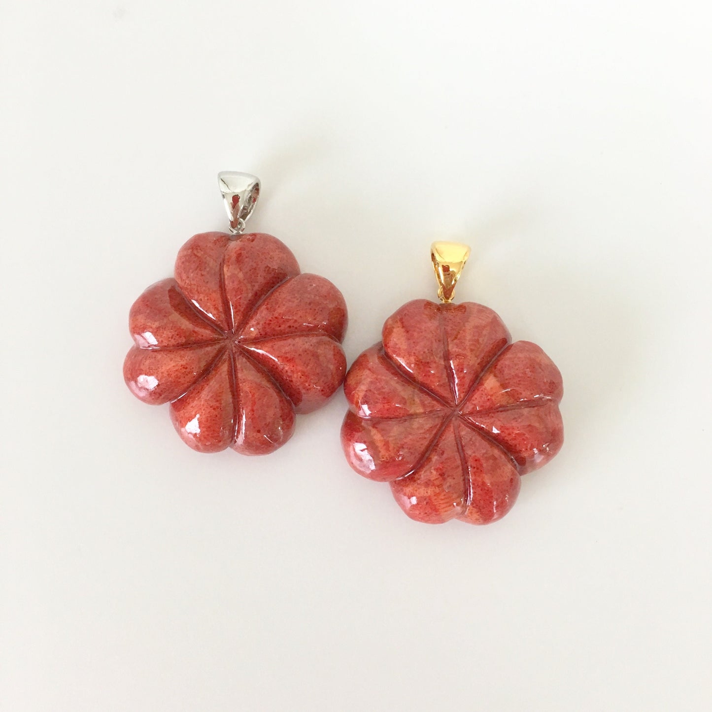 Natural sponge coral  Four leaf Clover pendant 30mm,  price per piece