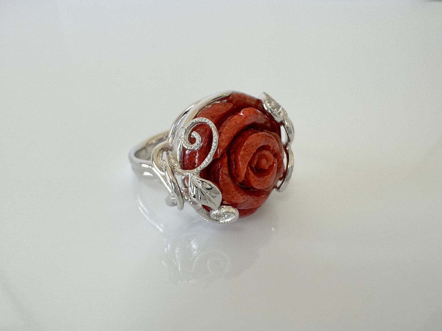 Natural sponge coral rose silver ring,  size is Jp 13, US 6.5-7, UK M-N, IT 53