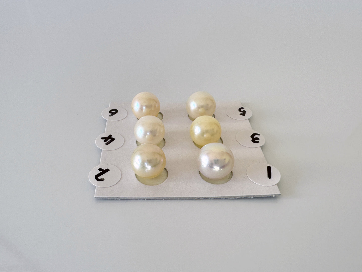 Japanese Cultured Akoya pearl 8.5mm, Natural Cream/Yellow Color, Half-Drilled Round loose, Price per Piecr, Salt water pearl